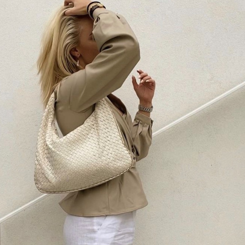 Bottega veneta hobo beige bag